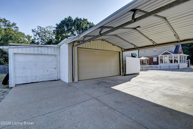 11524 Lower River Rd, Louisville, KY 40272