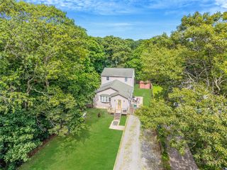 5 Broadway, Shirley, NY 11967
