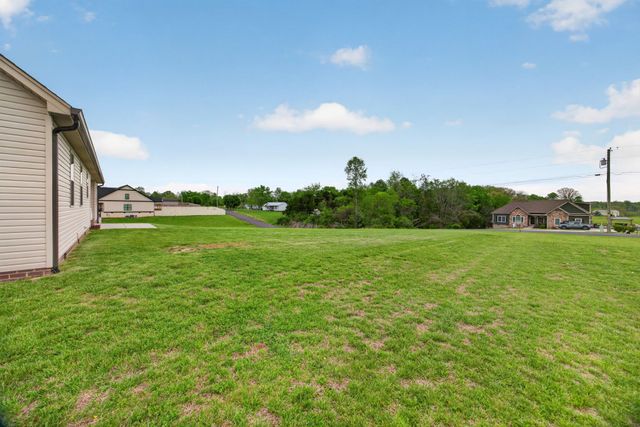 2760 Autumn Woods Trl, Cookeville, TN 38501