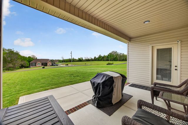 2760 Autumn Woods Trl, Cookeville, TN 38501