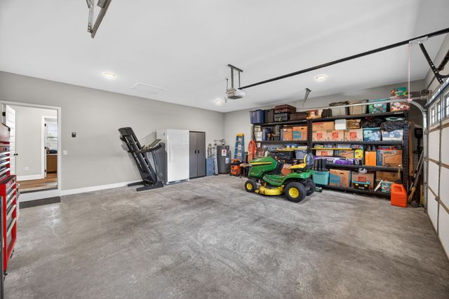 2760 Autumn Woods Trl, Cookeville, TN 38501