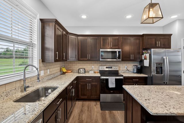 2760 Autumn Woods Trl, Cookeville, TN 38501