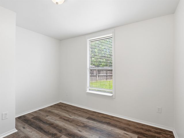 6205 Fernwood Drive, Arlington, TX 76001