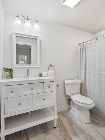 6205 Fernwood Drive, Arlington, TX 76001