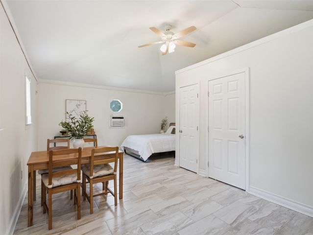 6205 Fernwood Drive, Arlington, TX 76001