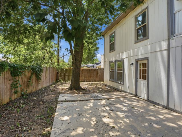 6205 Fernwood Drive, Arlington, TX 76001