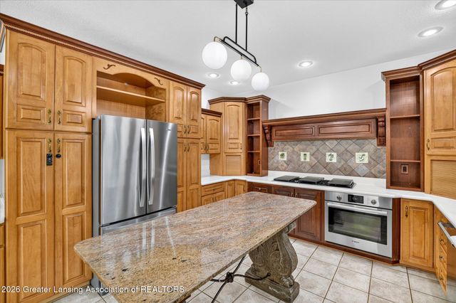 6384 Ridgepond Place, East Lansing, MI 48823