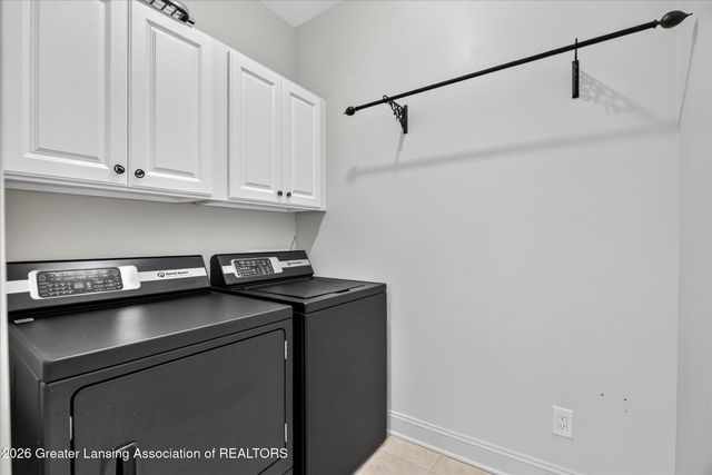 6384 Ridgepond Place, East Lansing, MI 48823