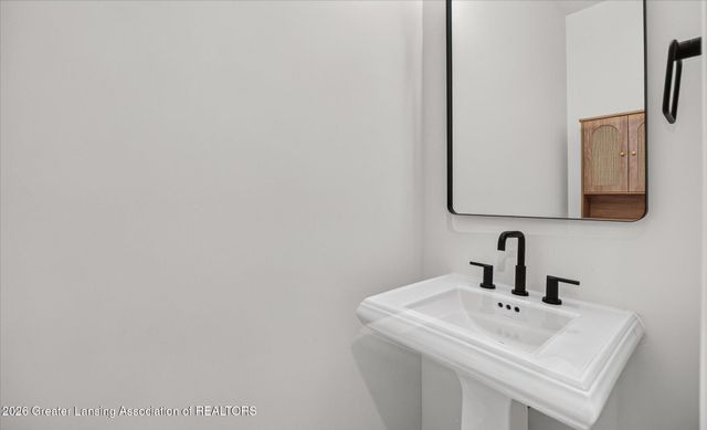6384 Ridgepond Place, East Lansing, MI 48823