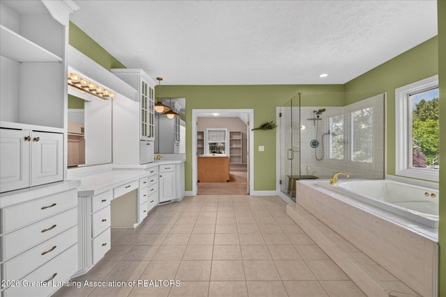 6384 Ridgepond Place, East Lansing, MI 48823