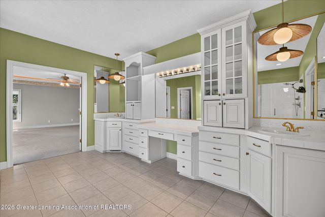6384 Ridgepond Place, East Lansing, MI 48823