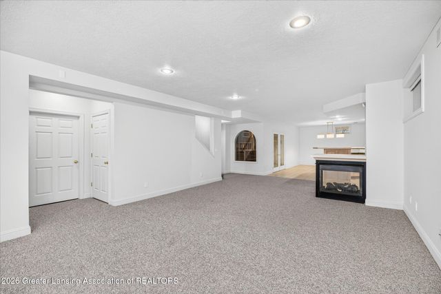 6384 Ridgepond Place, East Lansing, MI 48823
