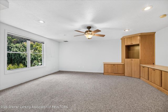 6384 Ridgepond Place, East Lansing, MI 48823