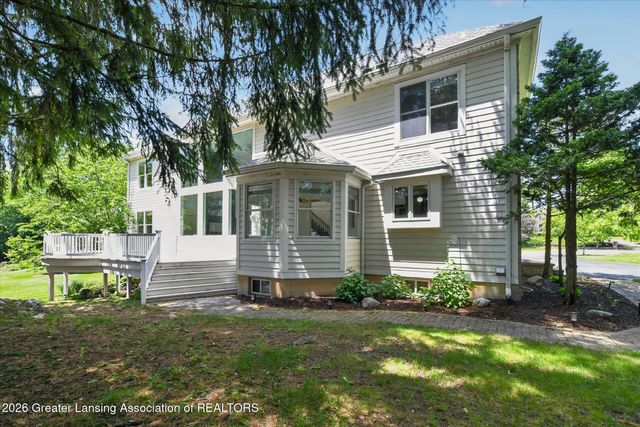 6384 Ridgepond Place, East Lansing, MI 48823