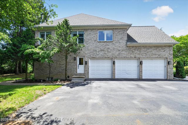 6384 Ridgepond Place, East Lansing, MI 48823