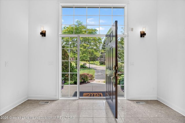 6384 Ridgepond Place, East Lansing, MI 48823