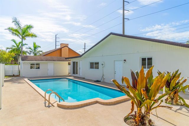 7125 SW 93rd Court, Miami, FL 33173
