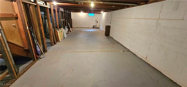 1208 Westshore Drive, Ashtabula, OH 44004