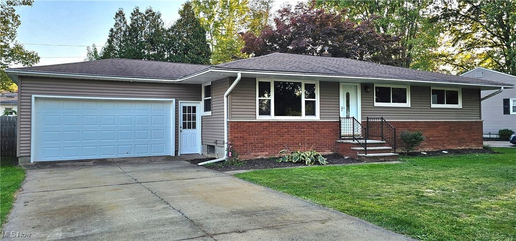 1208 Westshore Drive, Ashtabula, OH 44004