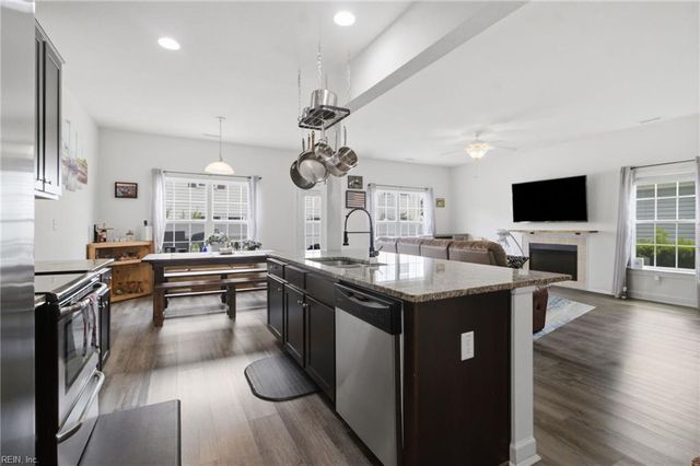 4321 Cattail LN, Virginia Beach, VA 23456