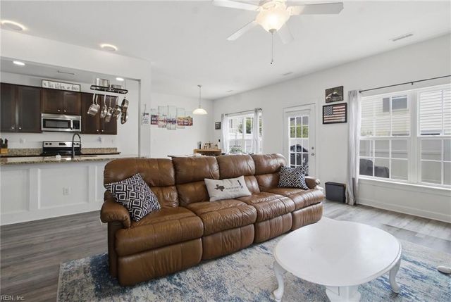 4321 Cattail LN, Virginia Beach, VA 23456