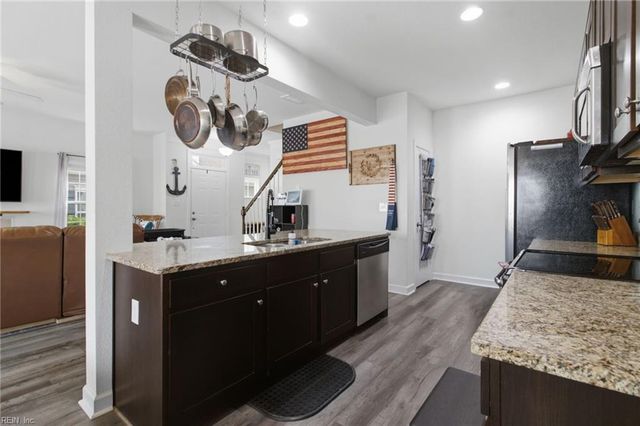4321 Cattail LN, Virginia Beach, VA 23456