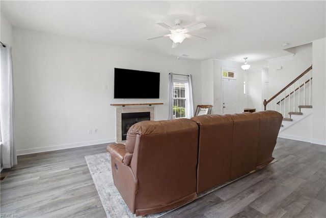 4321 Cattail LN, Virginia Beach, VA 23456