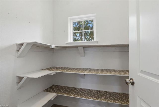 4321 Cattail LN, Virginia Beach, VA 23456