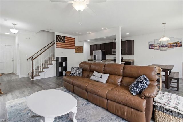 4321 Cattail LN, Virginia Beach, VA 23456