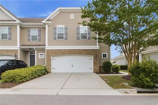 4321 Cattail LN, Virginia Beach, VA 23456