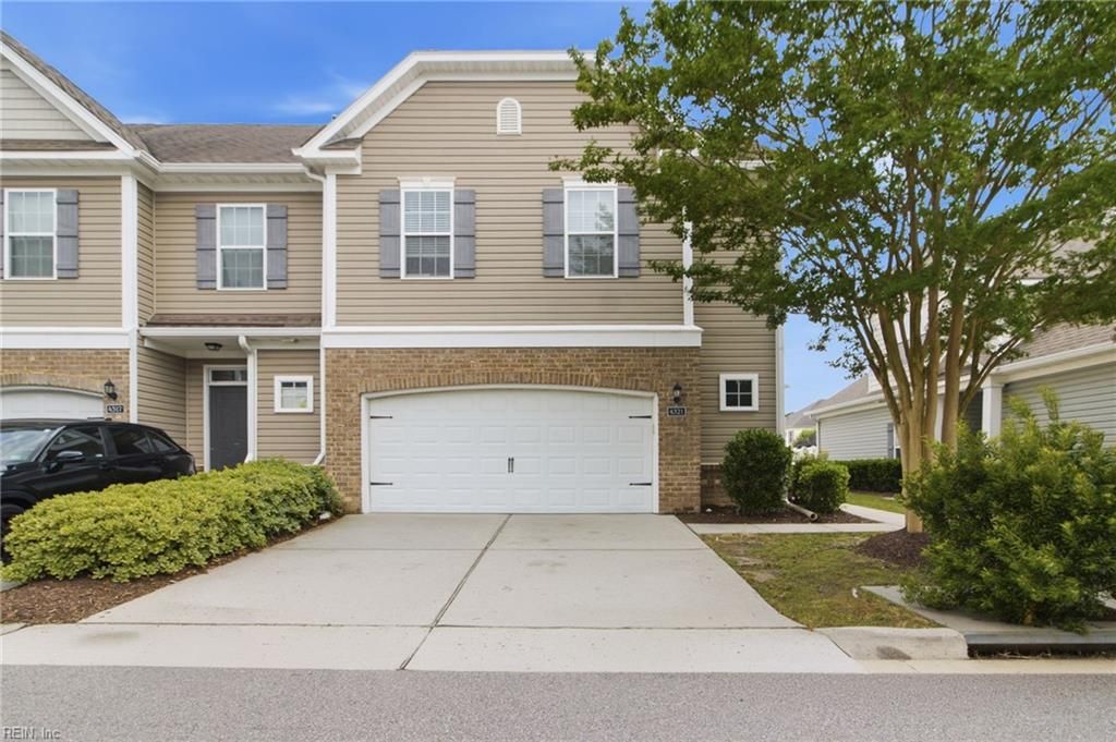 4321 Cattail LN, Virginia Beach, VA 23456