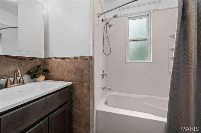 4851 Sigel Avenue, St Louis, MO 63116