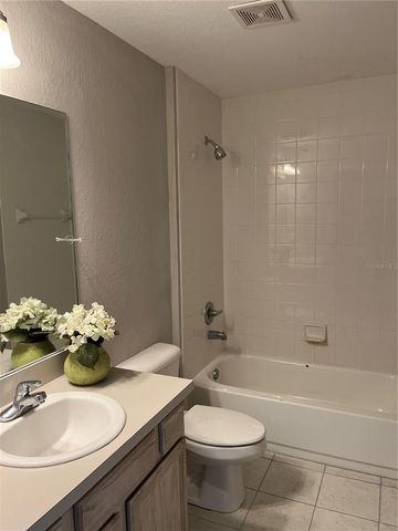 7 MALAUKA PASS LANE, Ocklawaha, FL 32179