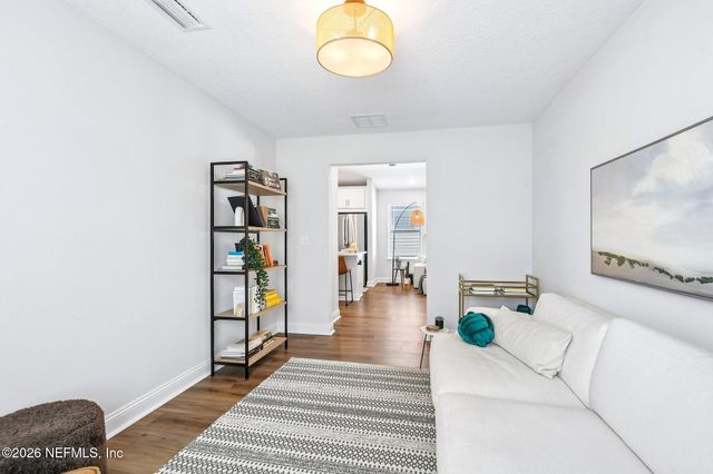 12924 HOLSINGER Boulevard, Jacksonville, FL 32256