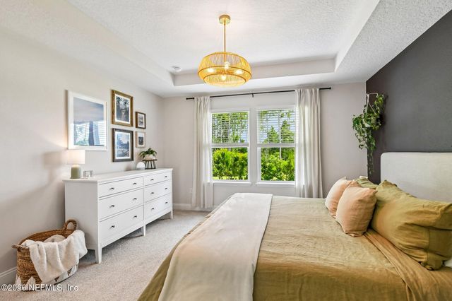 12924 HOLSINGER Boulevard, Jacksonville, FL 32256