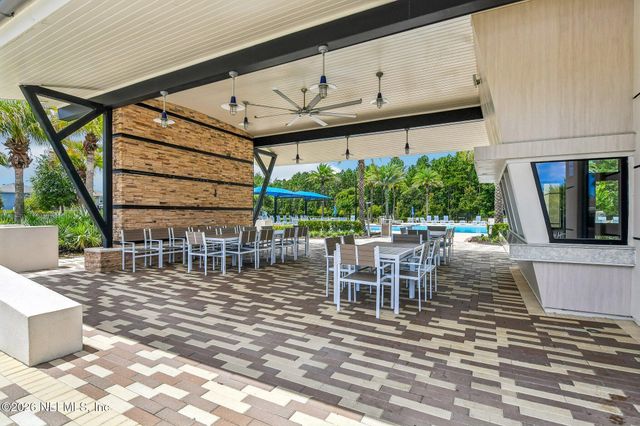 12924 HOLSINGER Boulevard, Jacksonville, FL 32256