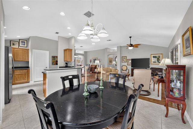8293 SE 176TH LAWSON LOOP, The Villages, FL 32162
