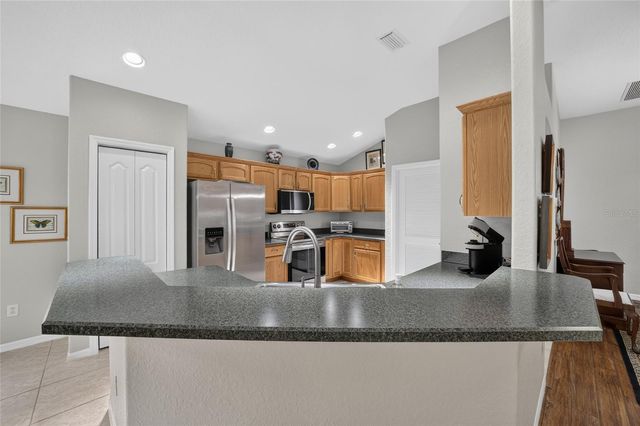 8293 SE 176TH LAWSON LOOP, The Villages, FL 32162
