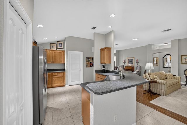 8293 SE 176TH LAWSON LOOP, The Villages, FL 32162