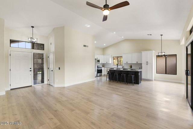 15035 W INDIANOLA Avenue, Goodyear, AZ 85395