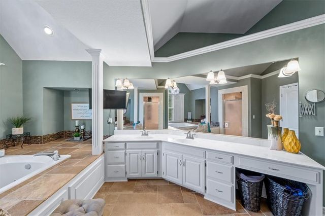 15025 W 128th Street, Olathe, KS 66062