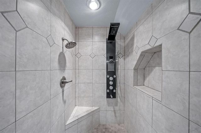 15025 W 128th Street, Olathe, KS 66062
