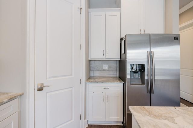 424 Valley Ranch Cir, Little Rock, AR 72223