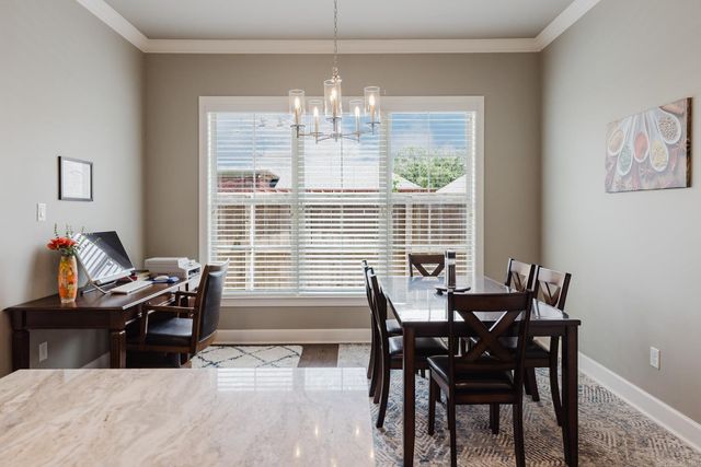 424 Valley Ranch Cir, Little Rock, AR 72223