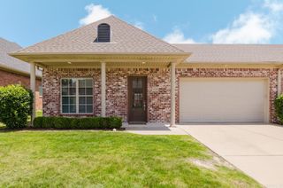 424 Valley Ranch Cir, Little Rock, AR 72223