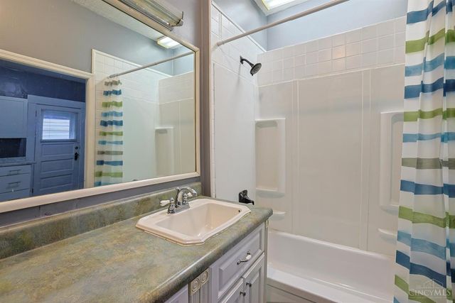 558 Missouri Avenue, Cincinnati, OH 45226