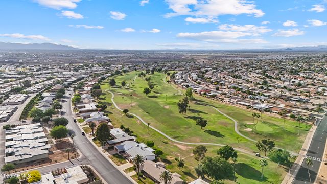 10036 W LANCASTER Drive, Sun City, AZ 85351