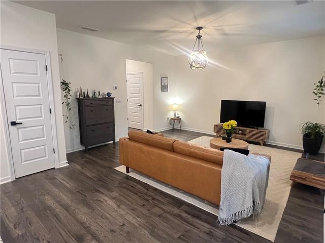 480 Shasta Court, Hoschton, GA 30548
