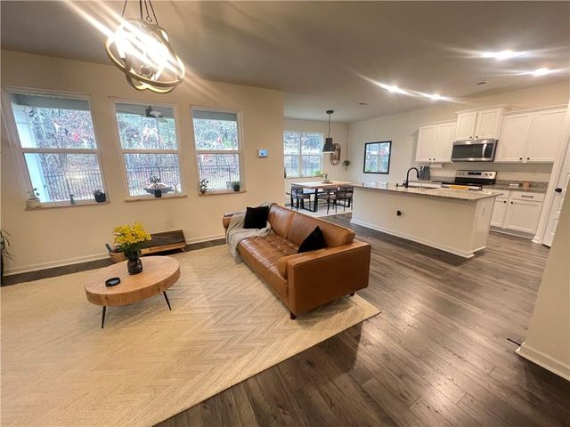 480 Shasta Court, Hoschton, GA 30548