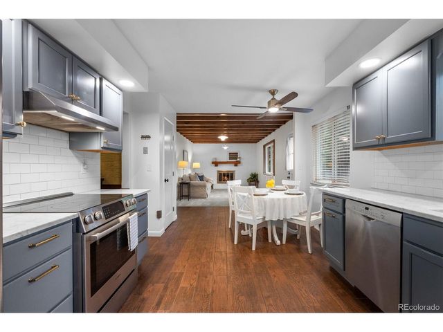7658 S Cedar Cir, Littleton, CO 80120